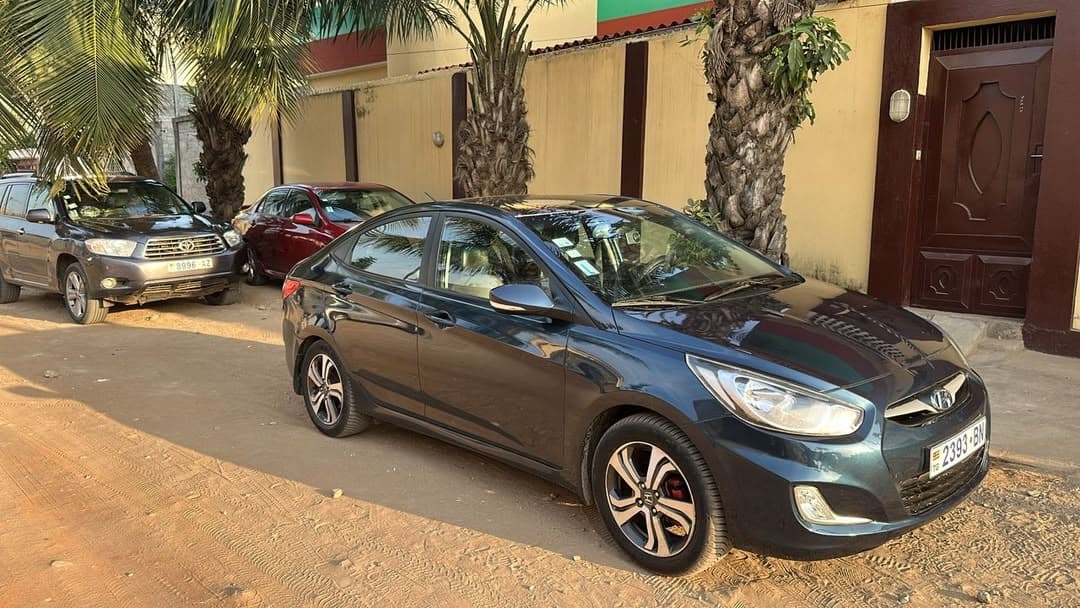 hyundai-accent