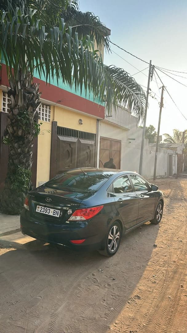 hyundai-accent